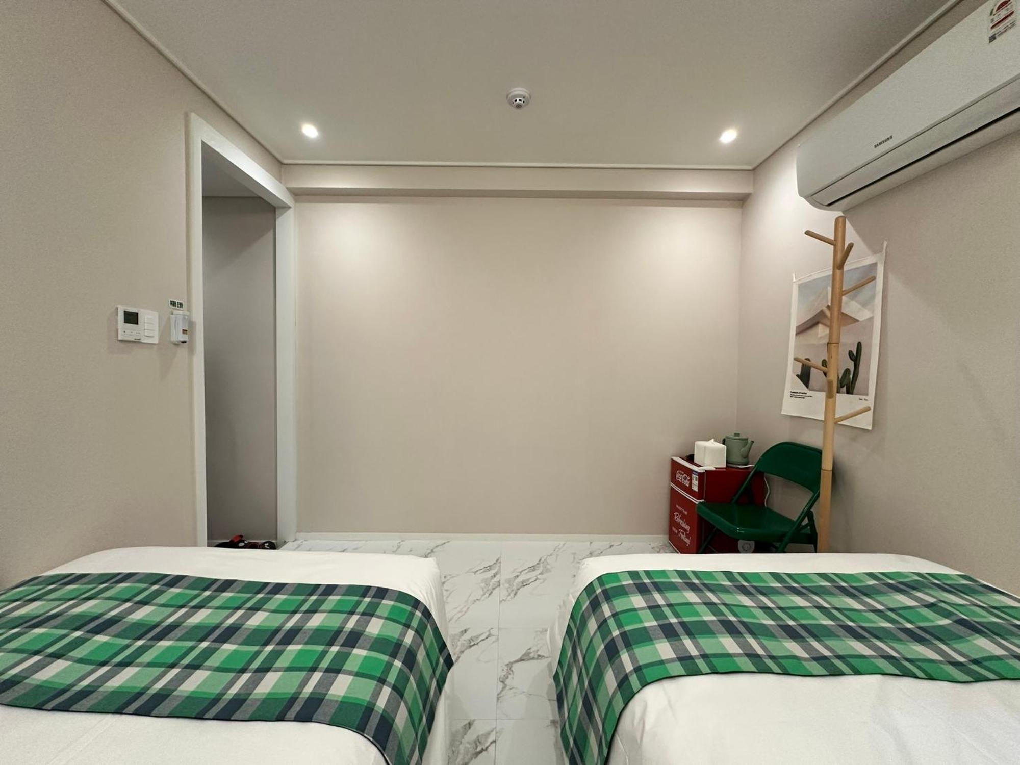 Gwangalli-planet16 * Busan