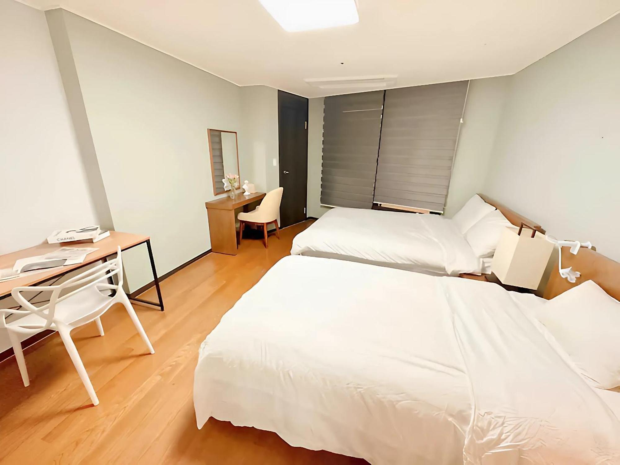 Apartment With *