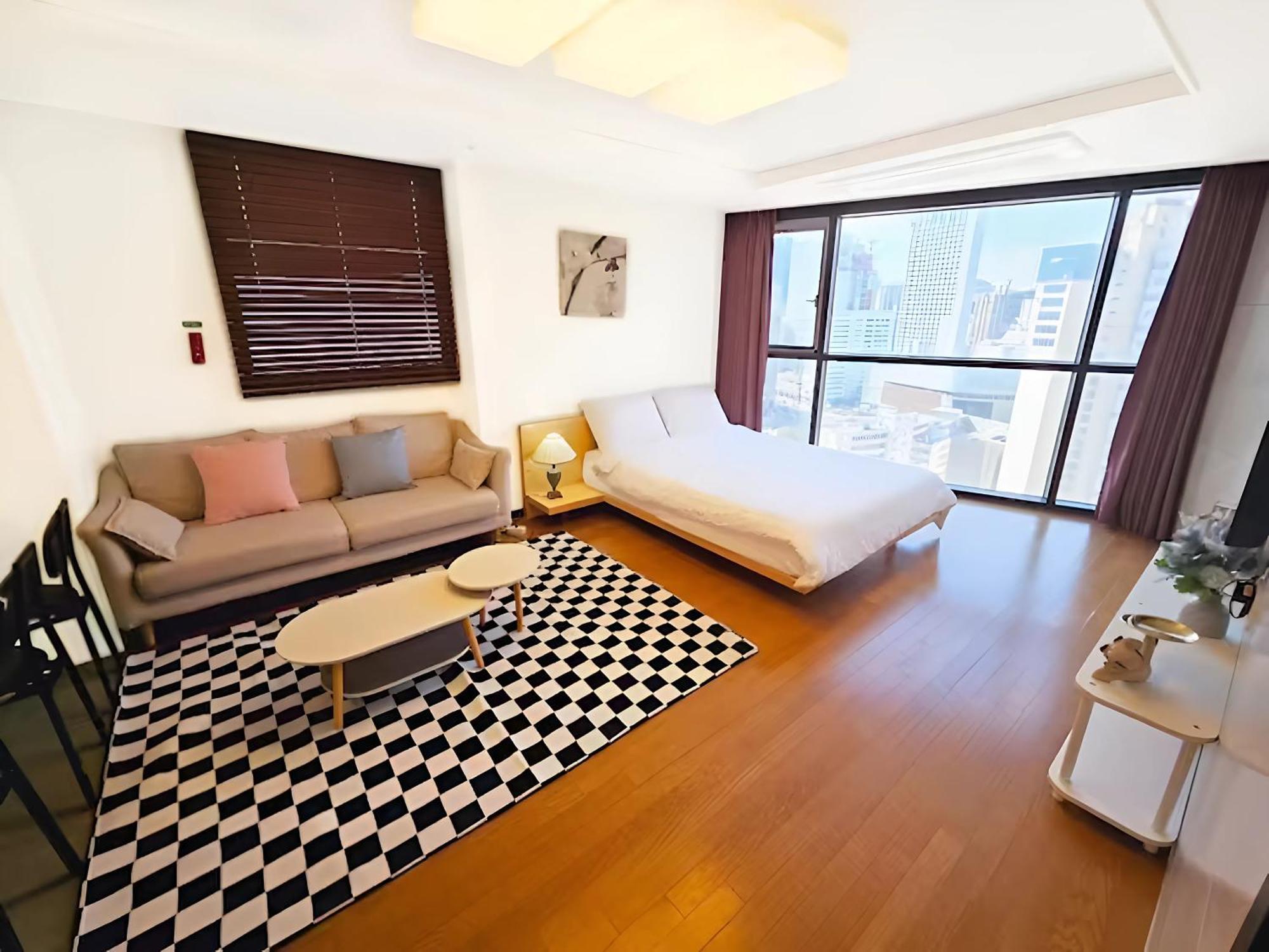 Apartment With Busan
