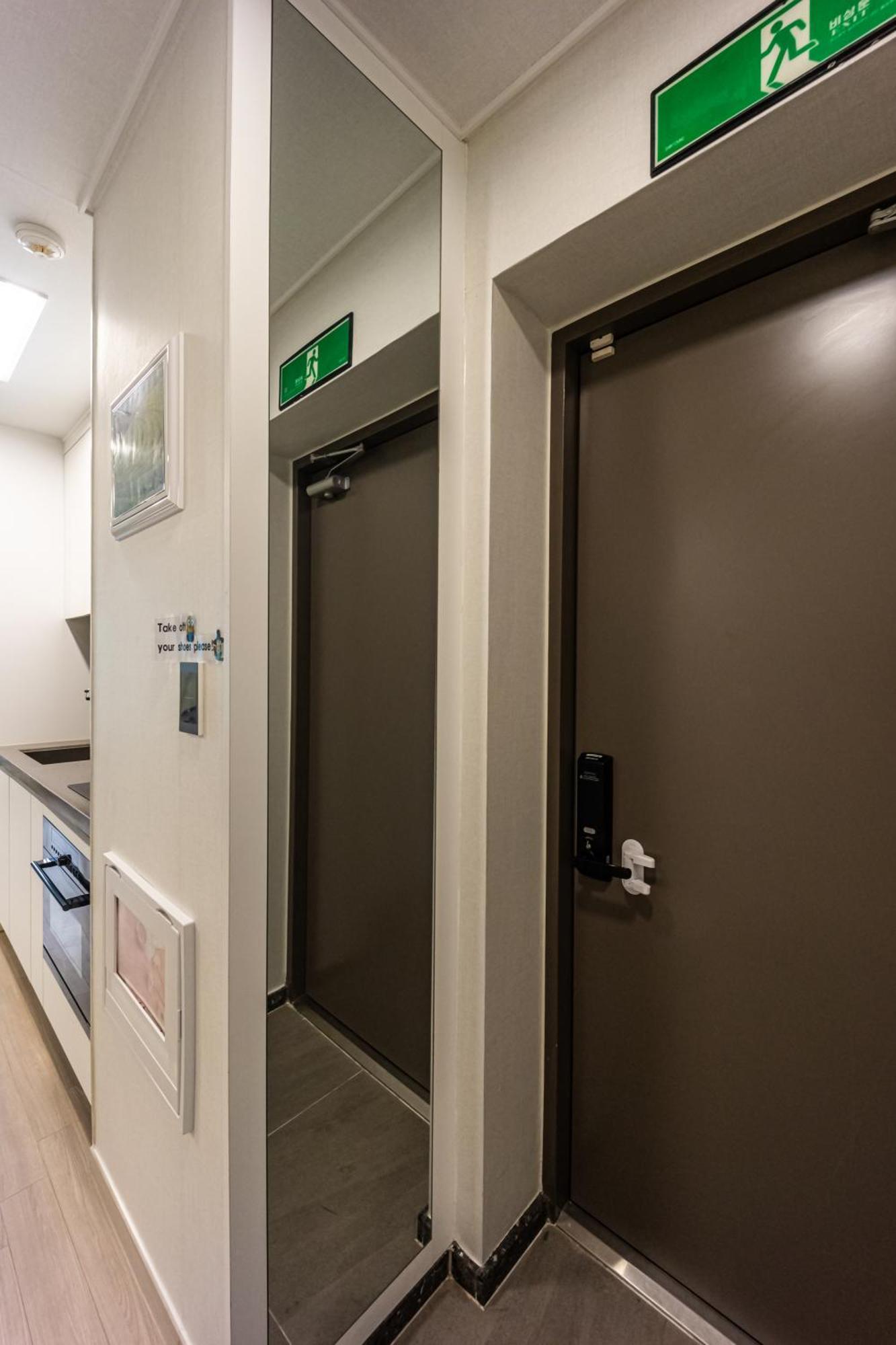 Apartment Gwangan Seawatch Summerhouse #Free Parking # Beach #Ocean Busan