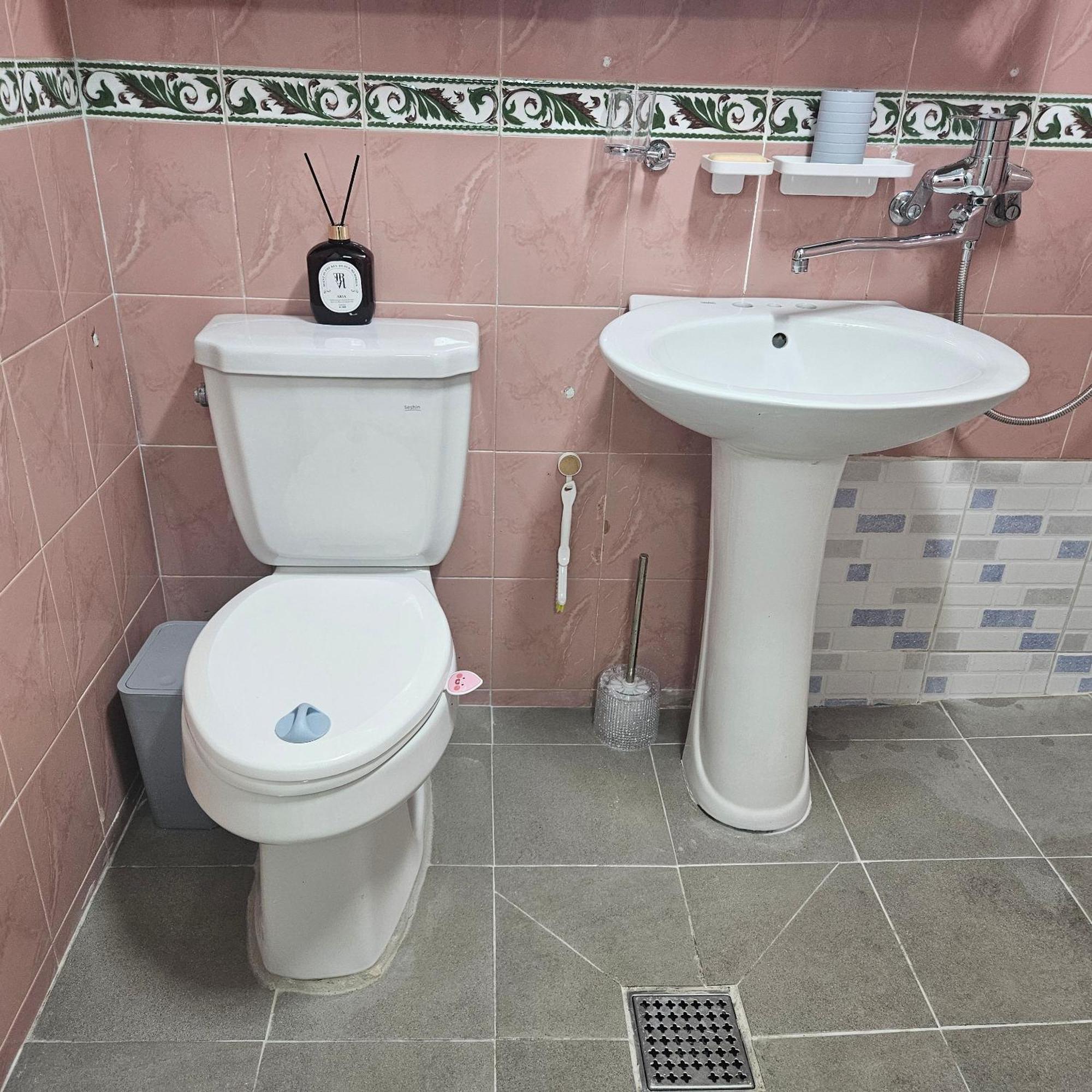 Near Ktx Station #5min Walk #up To 5 Guests * Busan