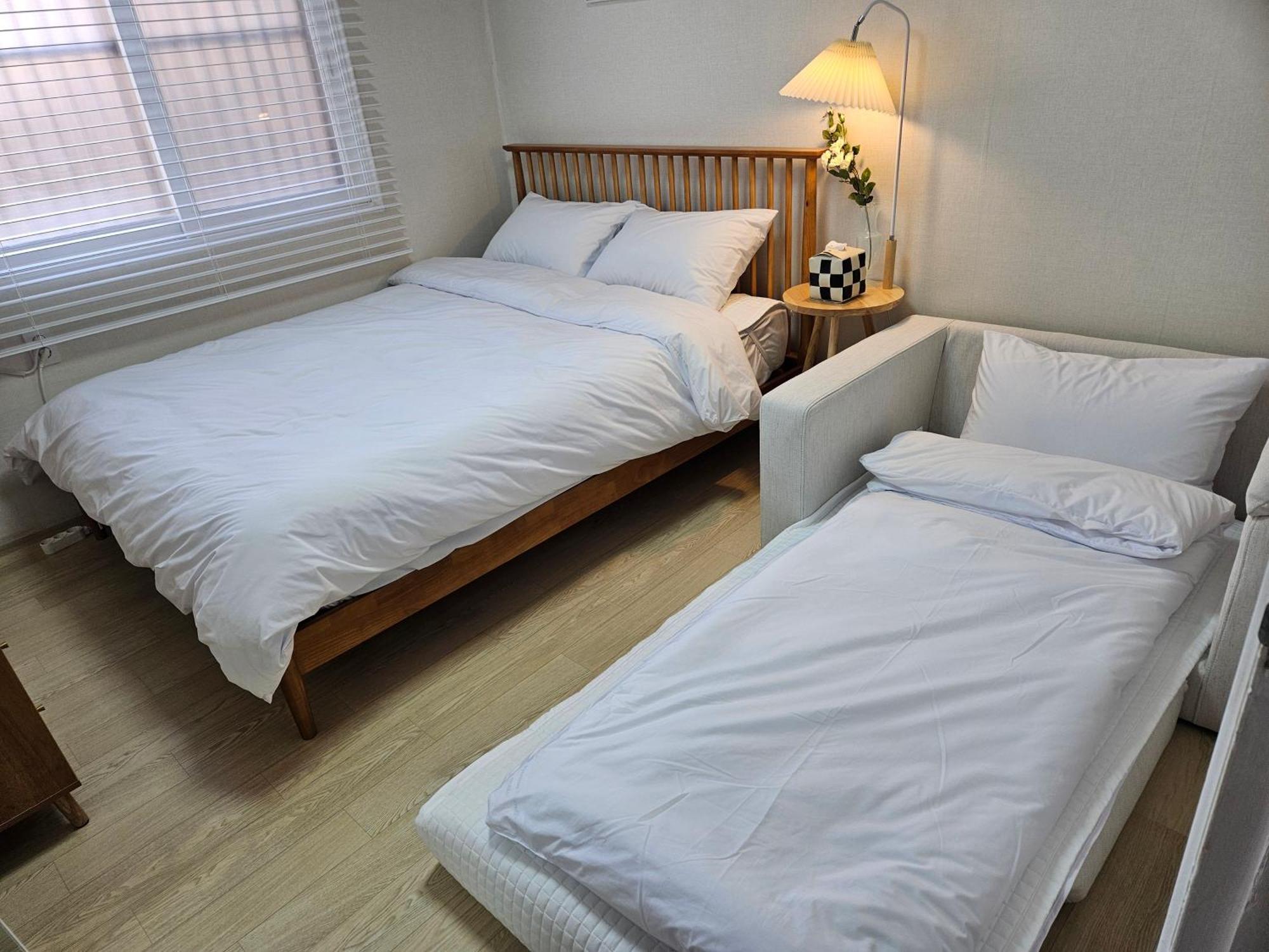Near Ktx Station #5min Walk #up To 5 Guests Homestay Busan