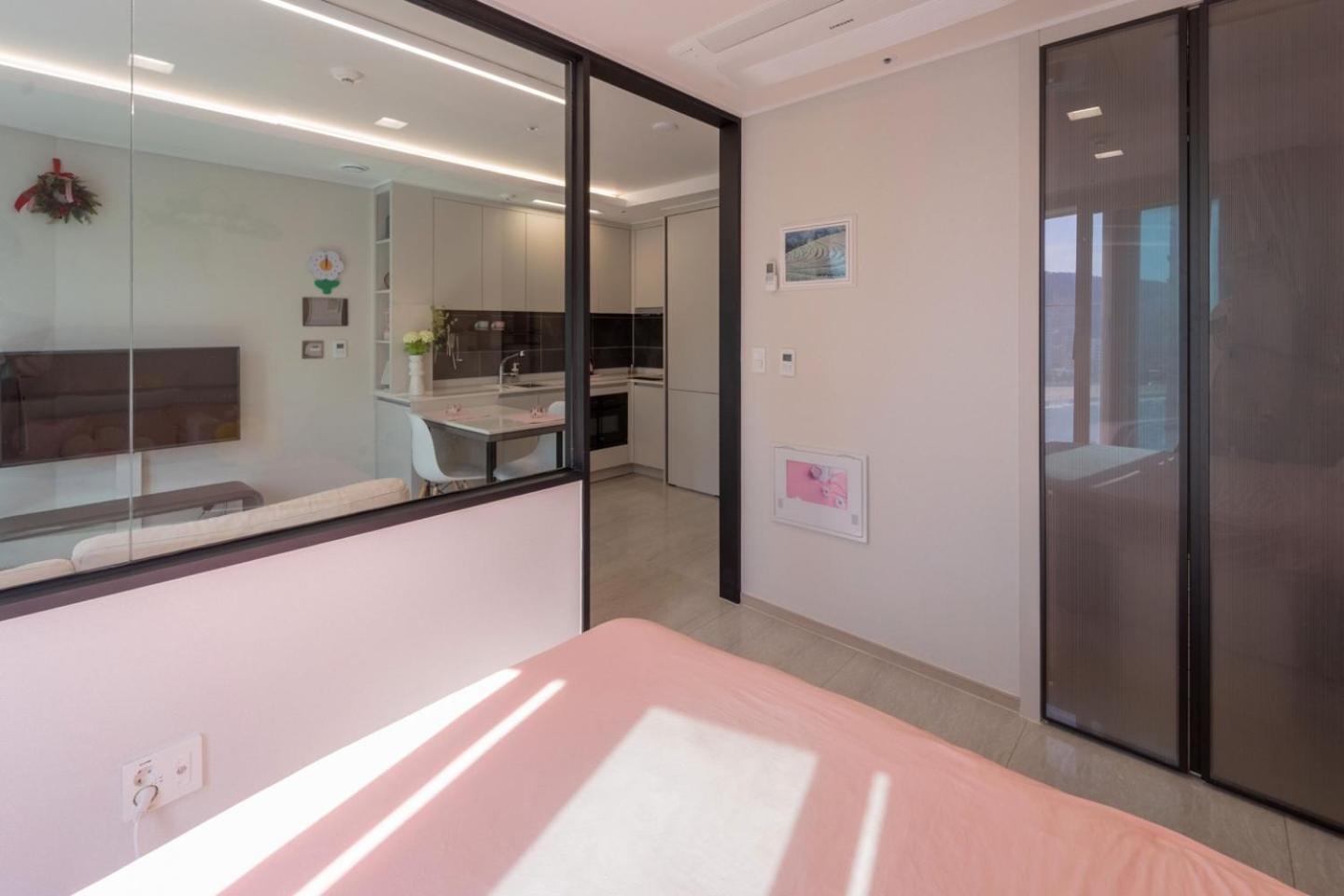 The Flow Apartment