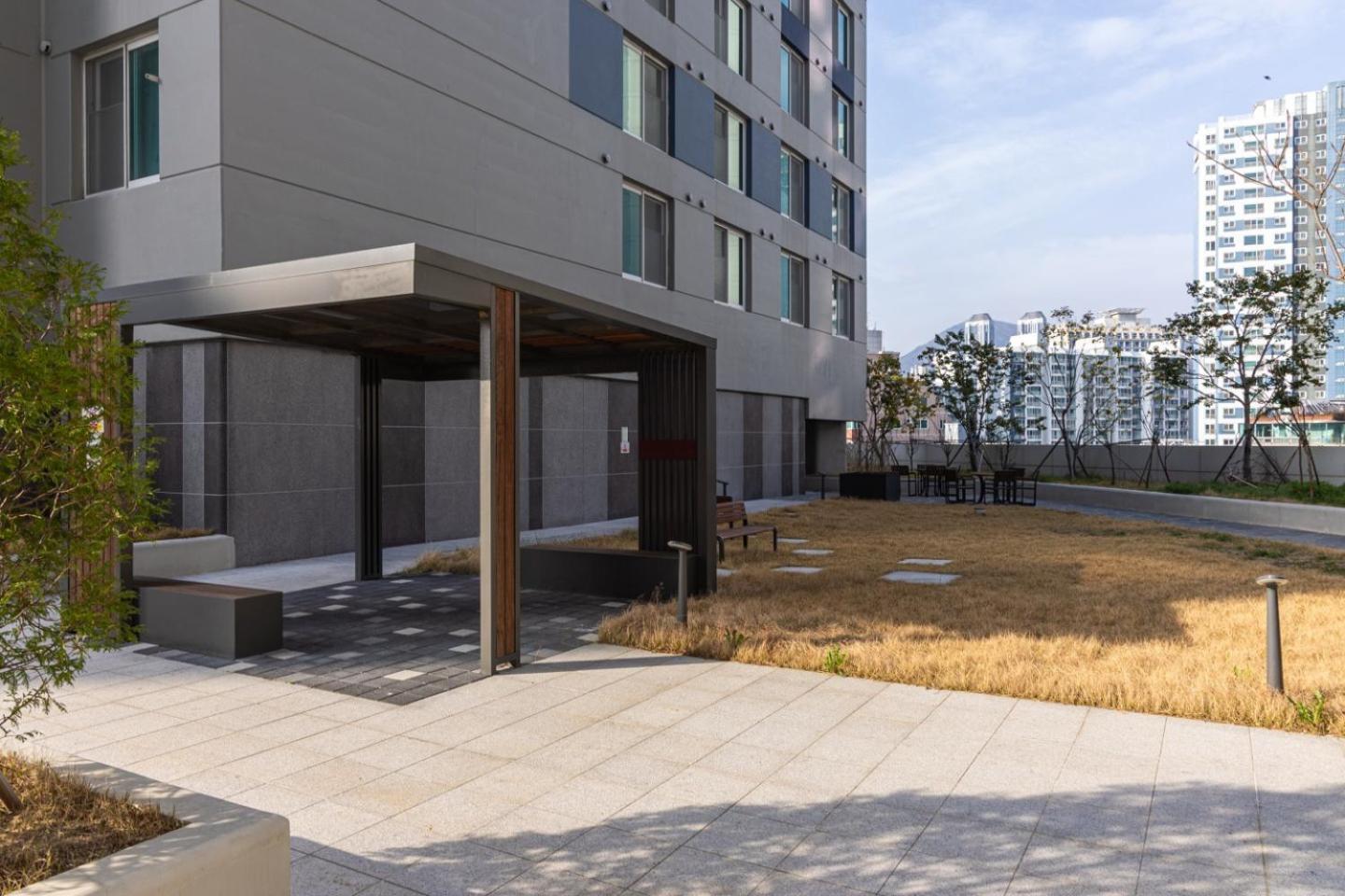 The Flow Apartment Busan