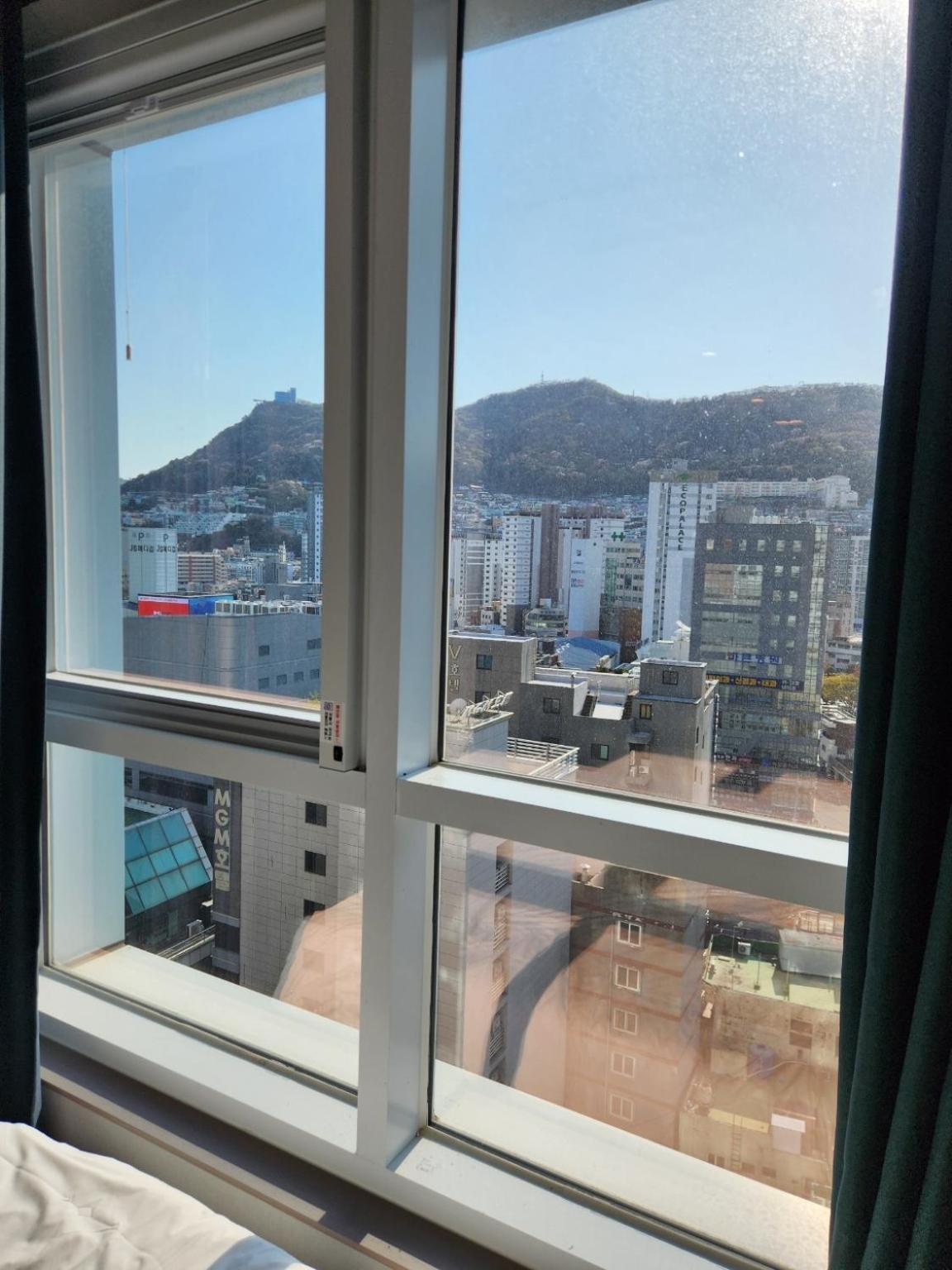 Apartment Brand New With Family