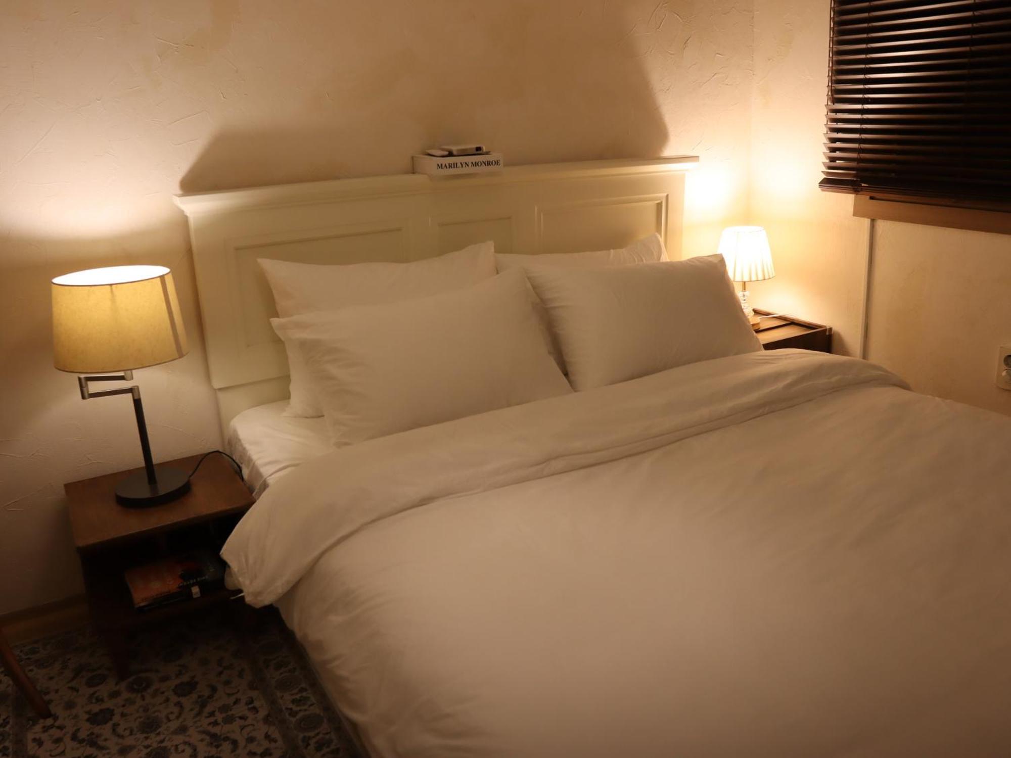 Morning Gwangalli 201, 30 Seconds To The Beach, Emotional Romantic Apartment *