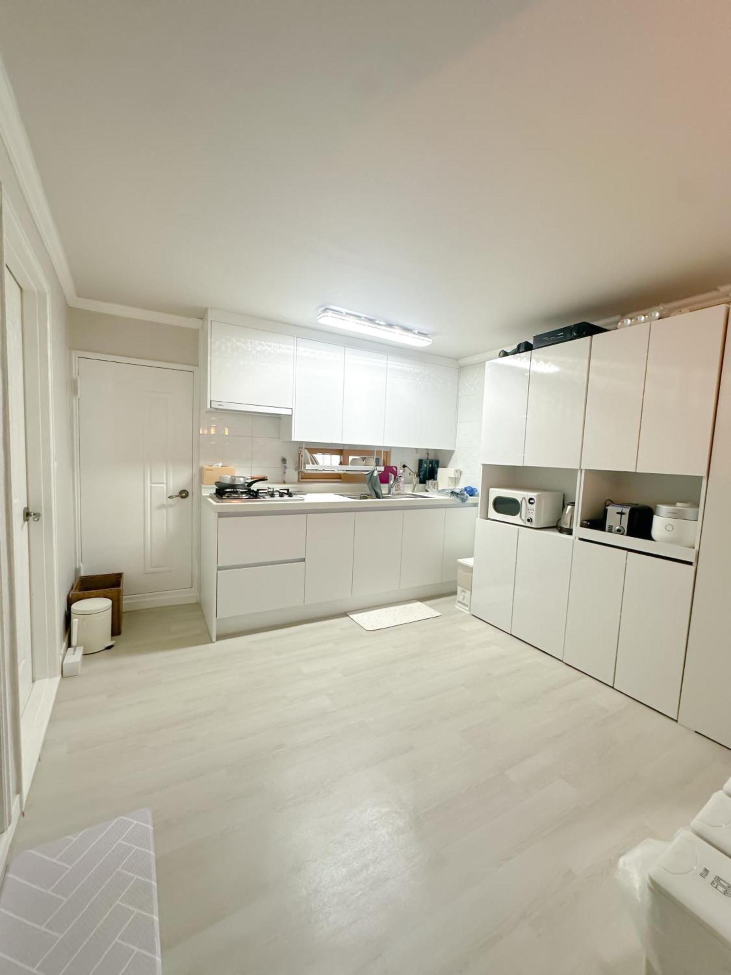Apartment 3 House 1 Minute From Gwangalli