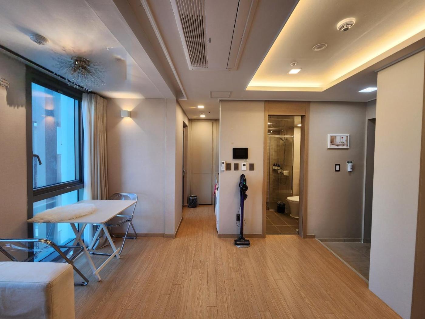 Elbon The With A1 Aparthotel Busan