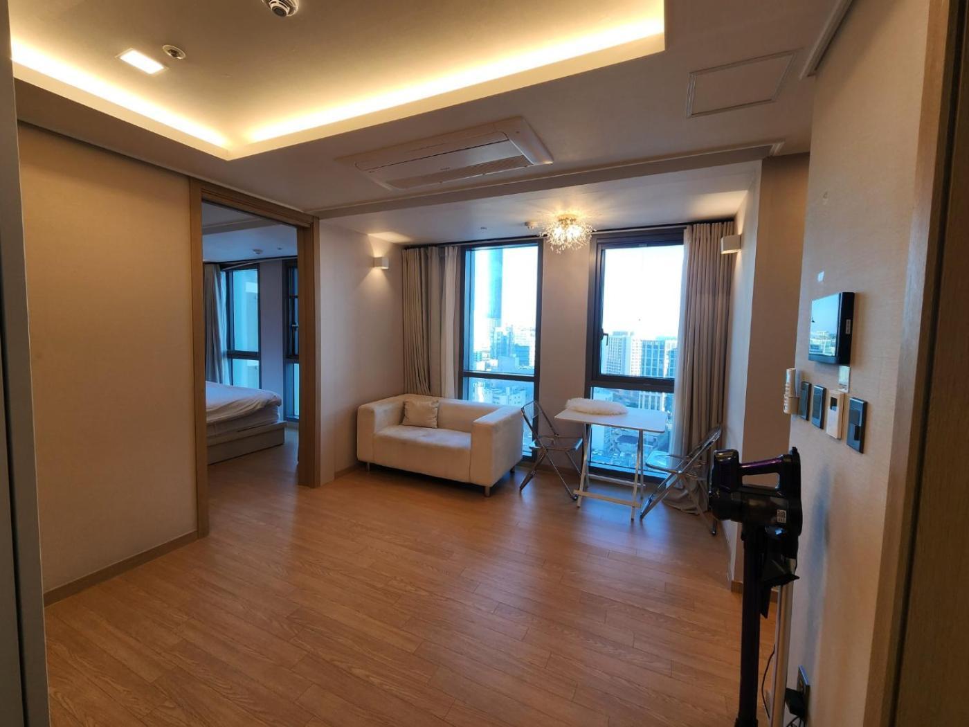 Aparthotel Elbon The With A1 *