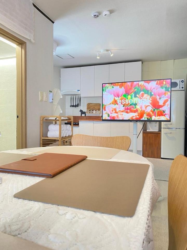 Căn hộ # 3room # 4bed # Gwangalli # Maximum 8 # Netflix # 120 Inch Beam *