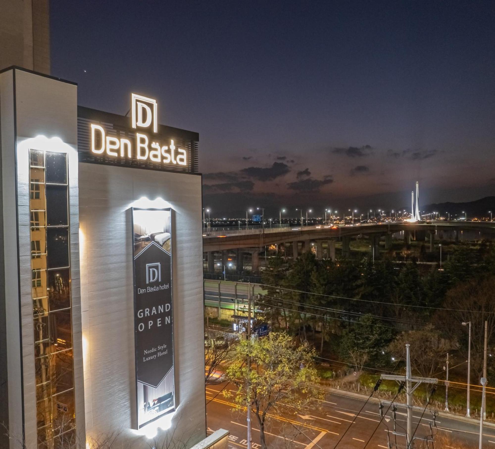 Hotel Denbasta