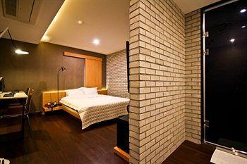 Comma Motel Busan