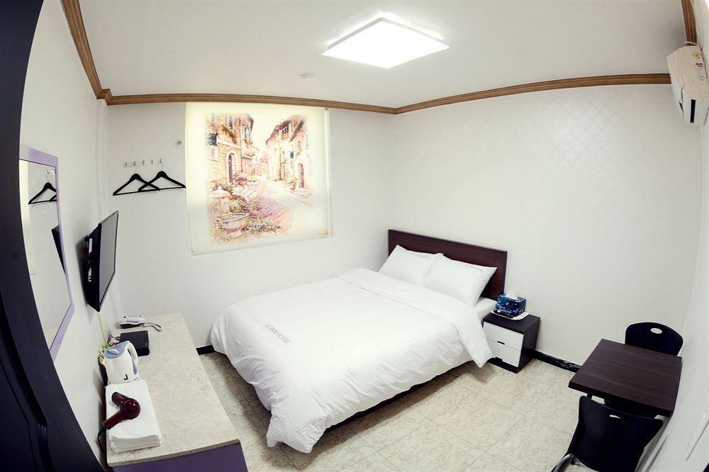 Jj Hotel 2*