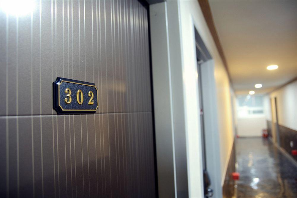 Jj Hotel 2*