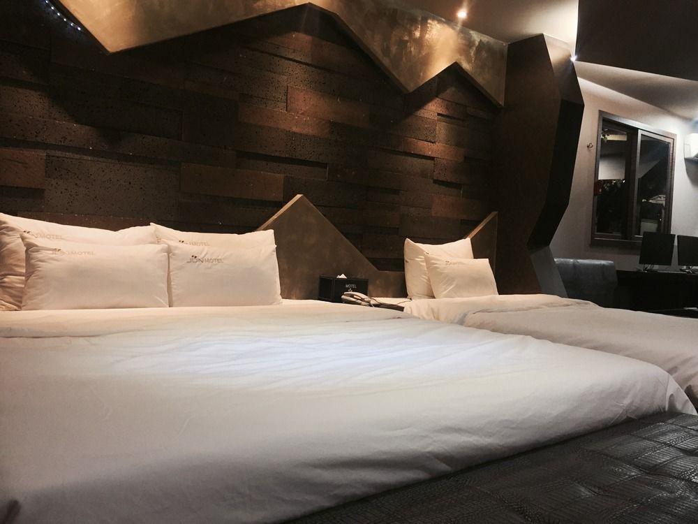 June Haeundae Motel