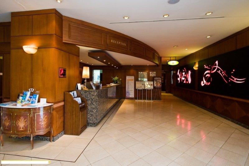 Illua Hotel