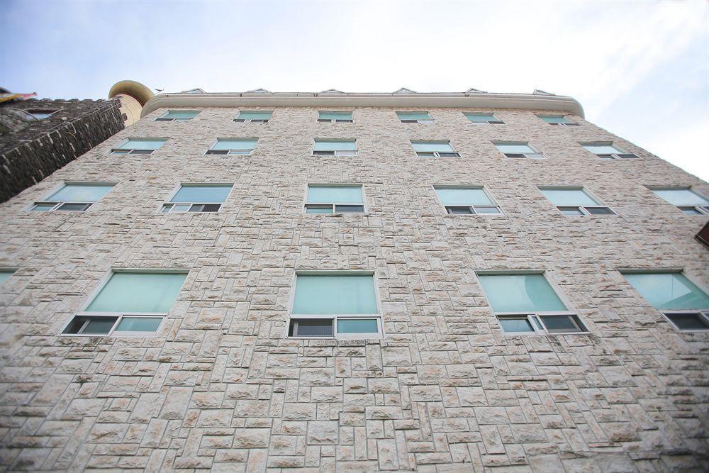 Hotel Jj 2*