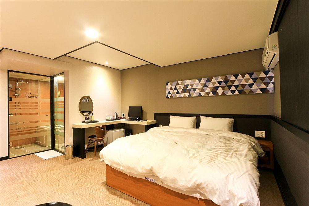 Elysee Busan