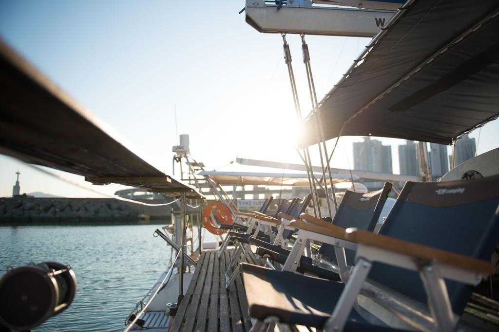 Botel Haeundae Yacht 3*