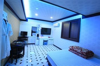 Top Motel Busan 2*