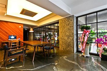 Motel Comma 2*
