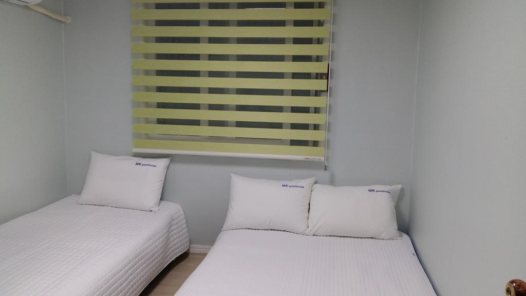 Mk Guest house *