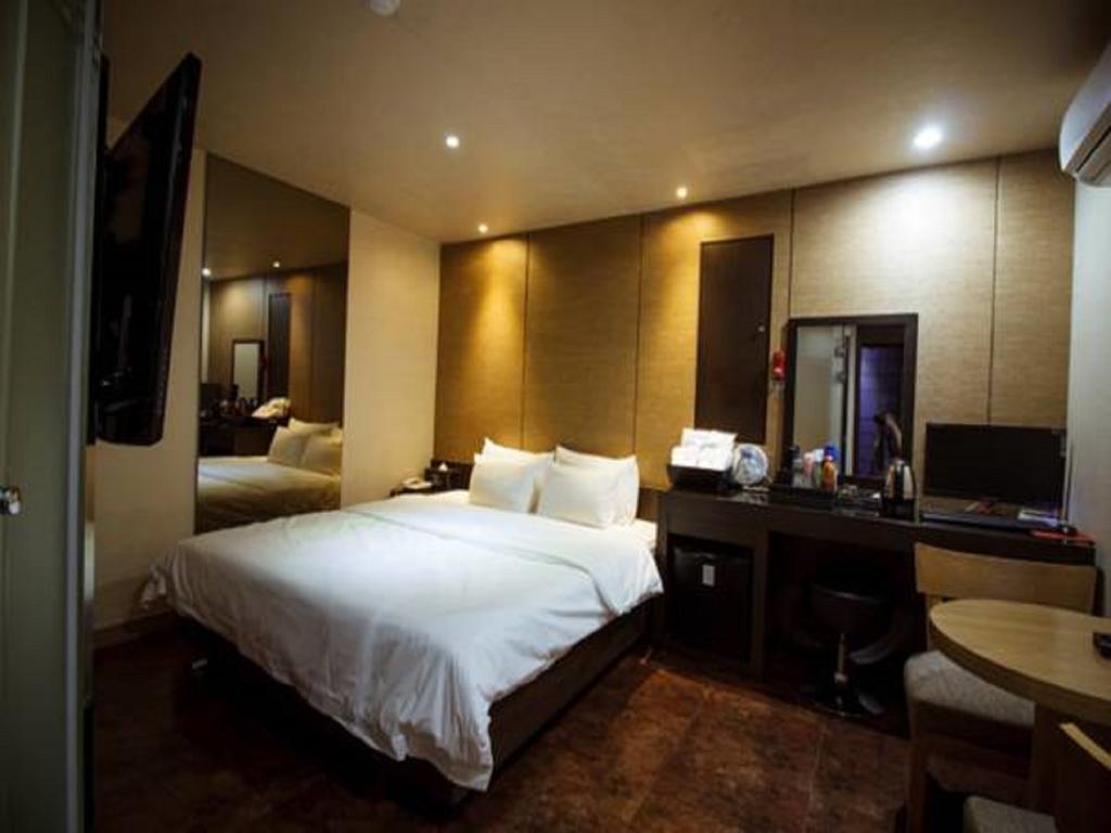 June Haeundae Motel