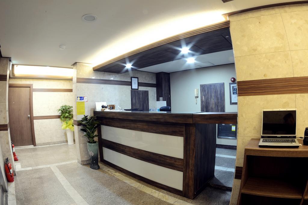 Jj Hotel
