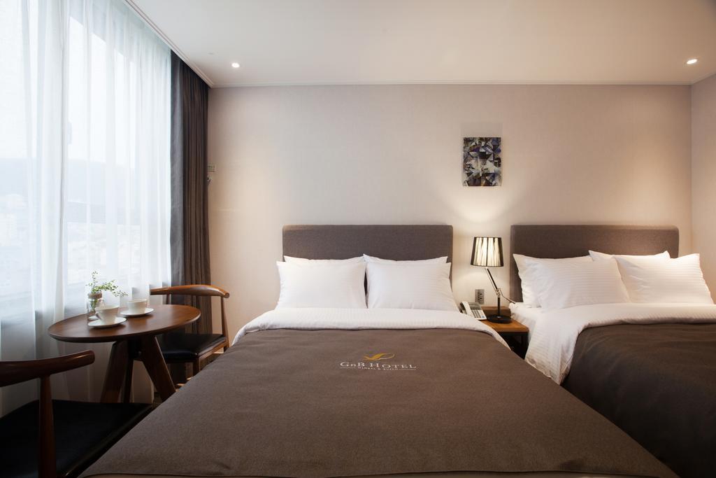 Gnb Hotel