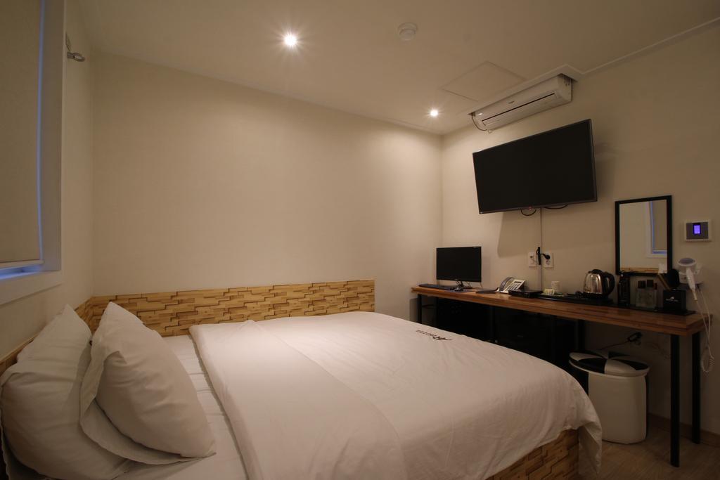 Ara Hotel