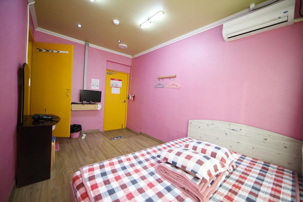 Bluefish Guesthouse 2* Busan