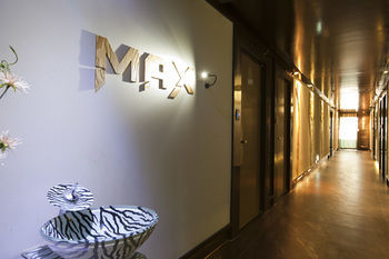 Max Hotel