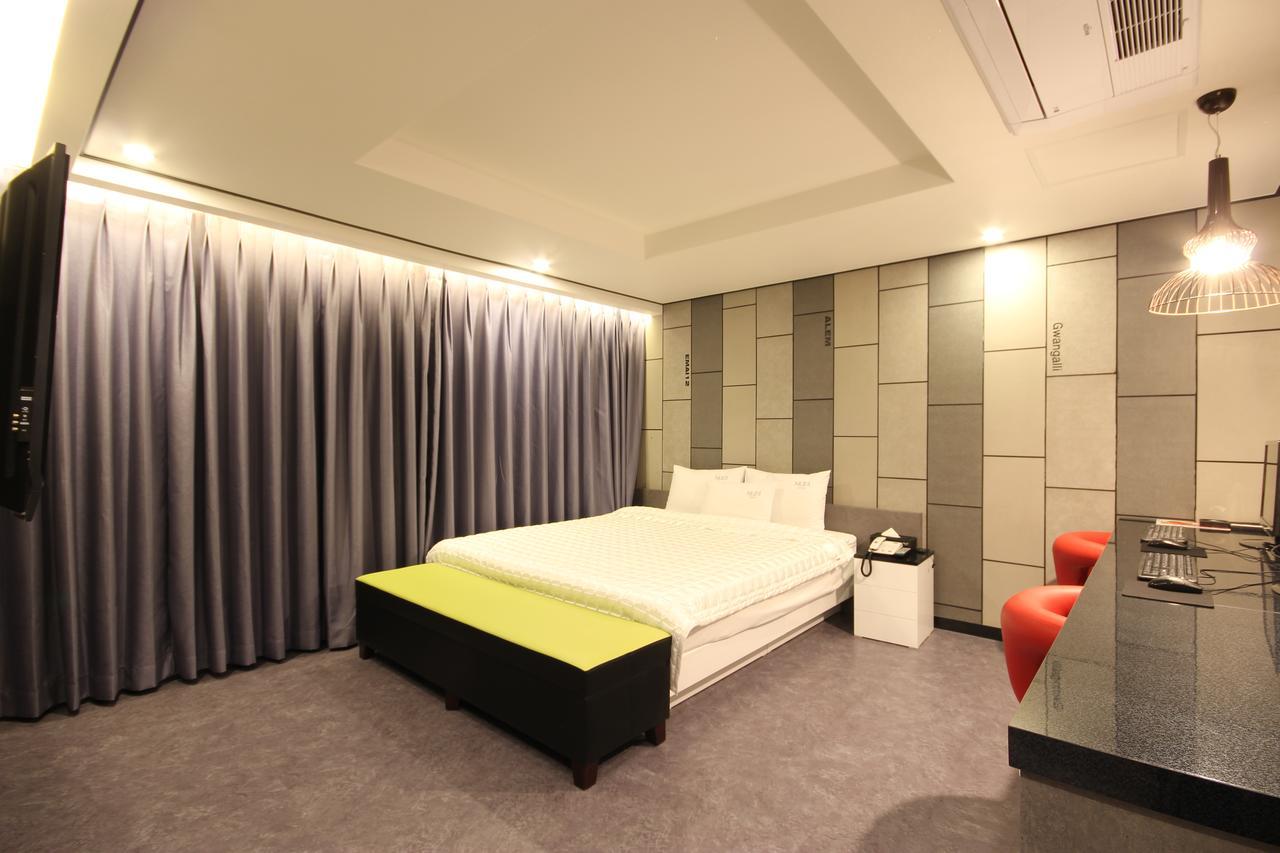 Nuri Gwangalli Motel 2*