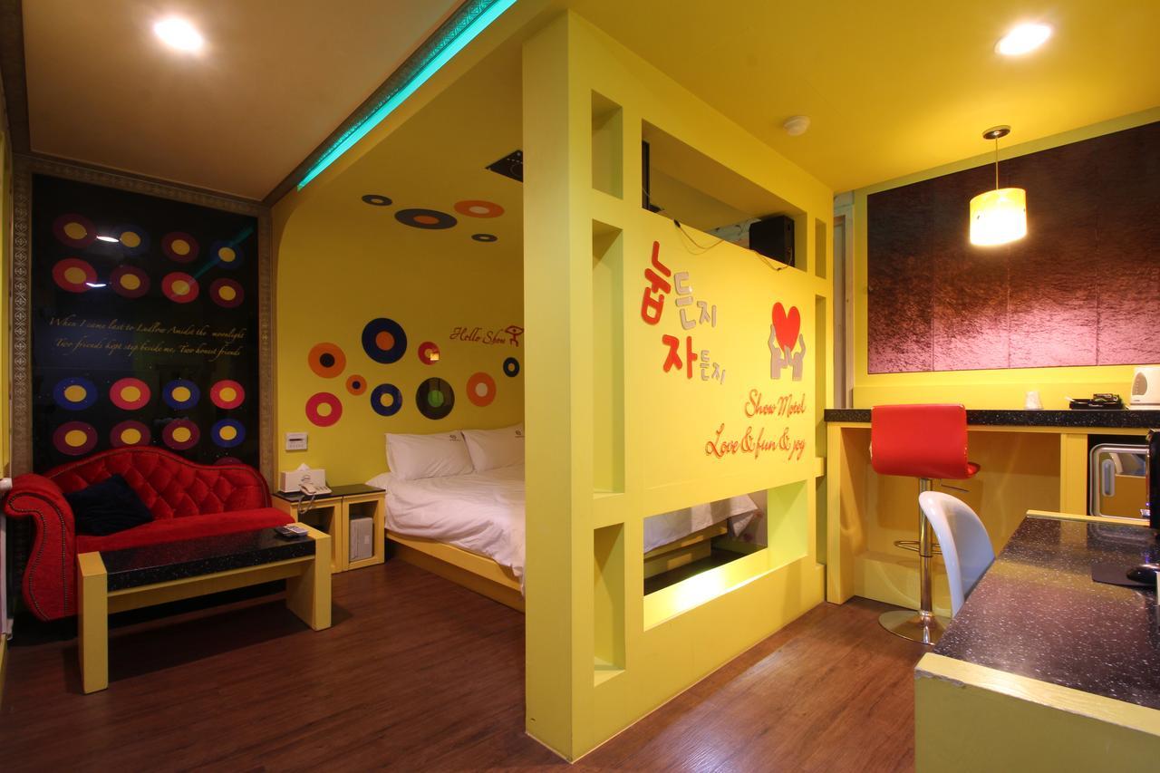 Show Hotel Busan