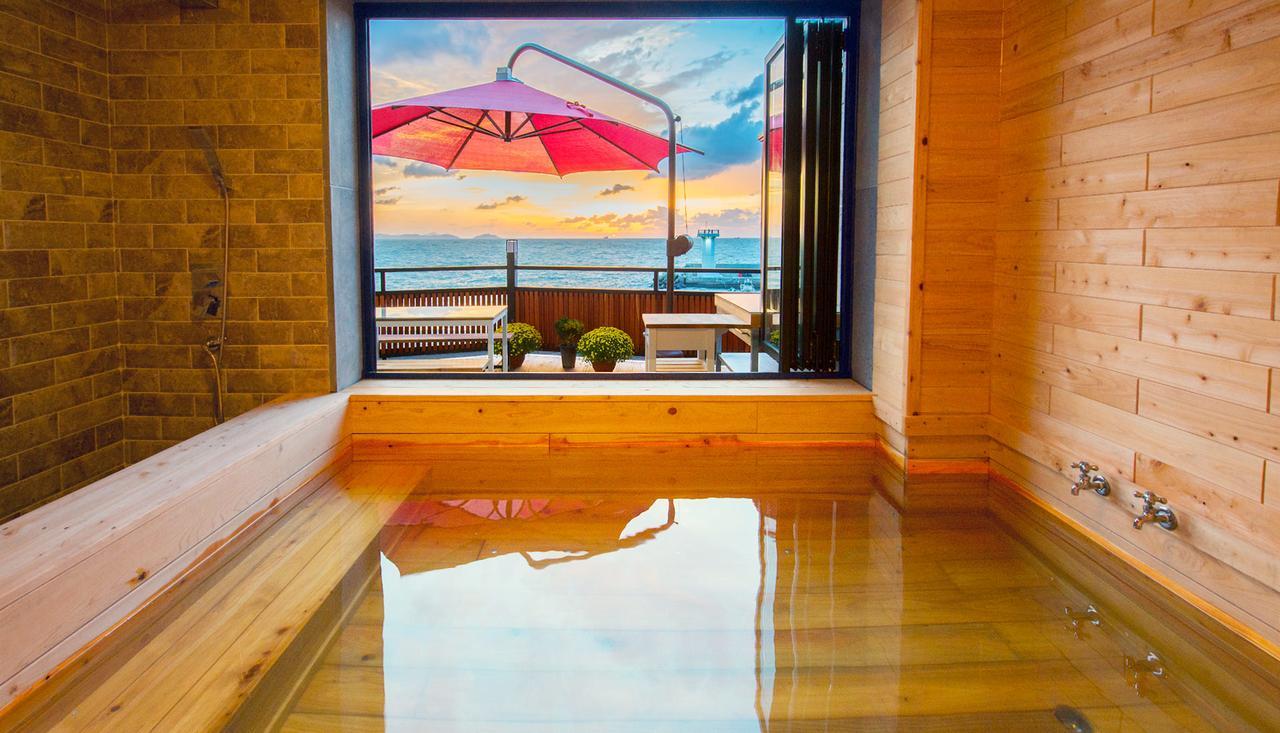 Sun & Moon Poolvilla * Busan