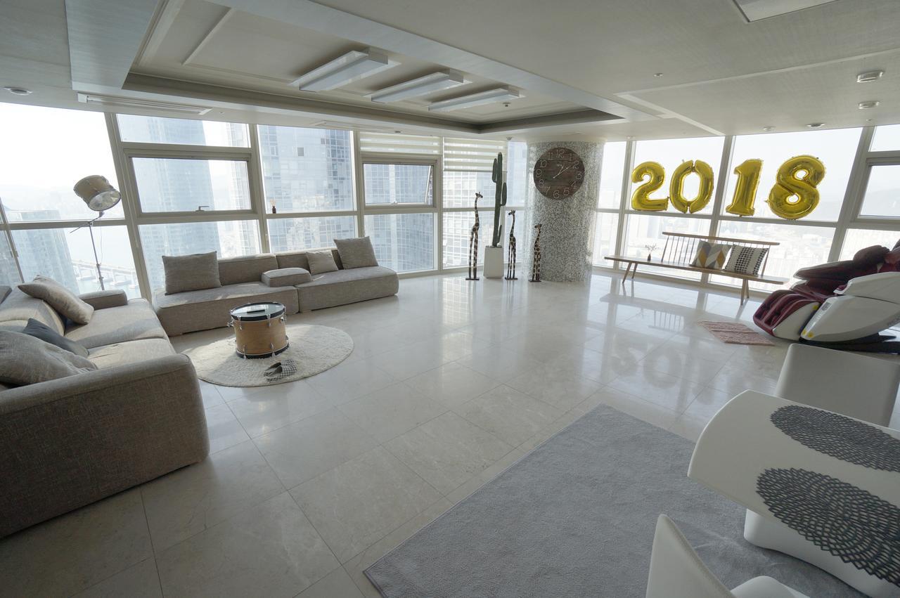 Haeundae Zenith Luxury Penthouse * Busan