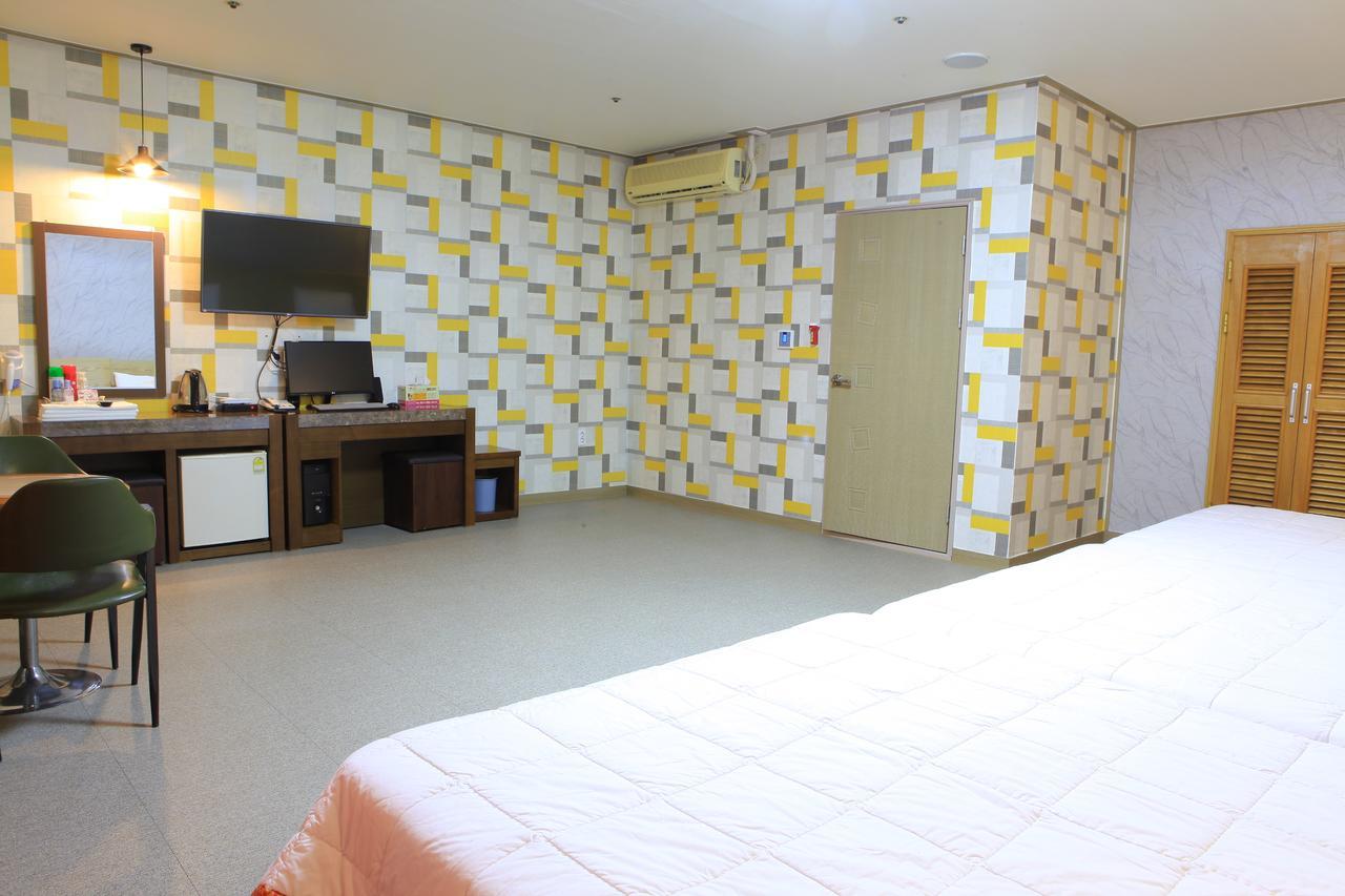 Marina Station Motel