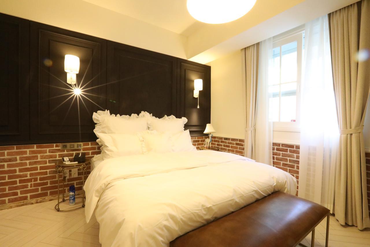 February Gangseo Hotel 2*