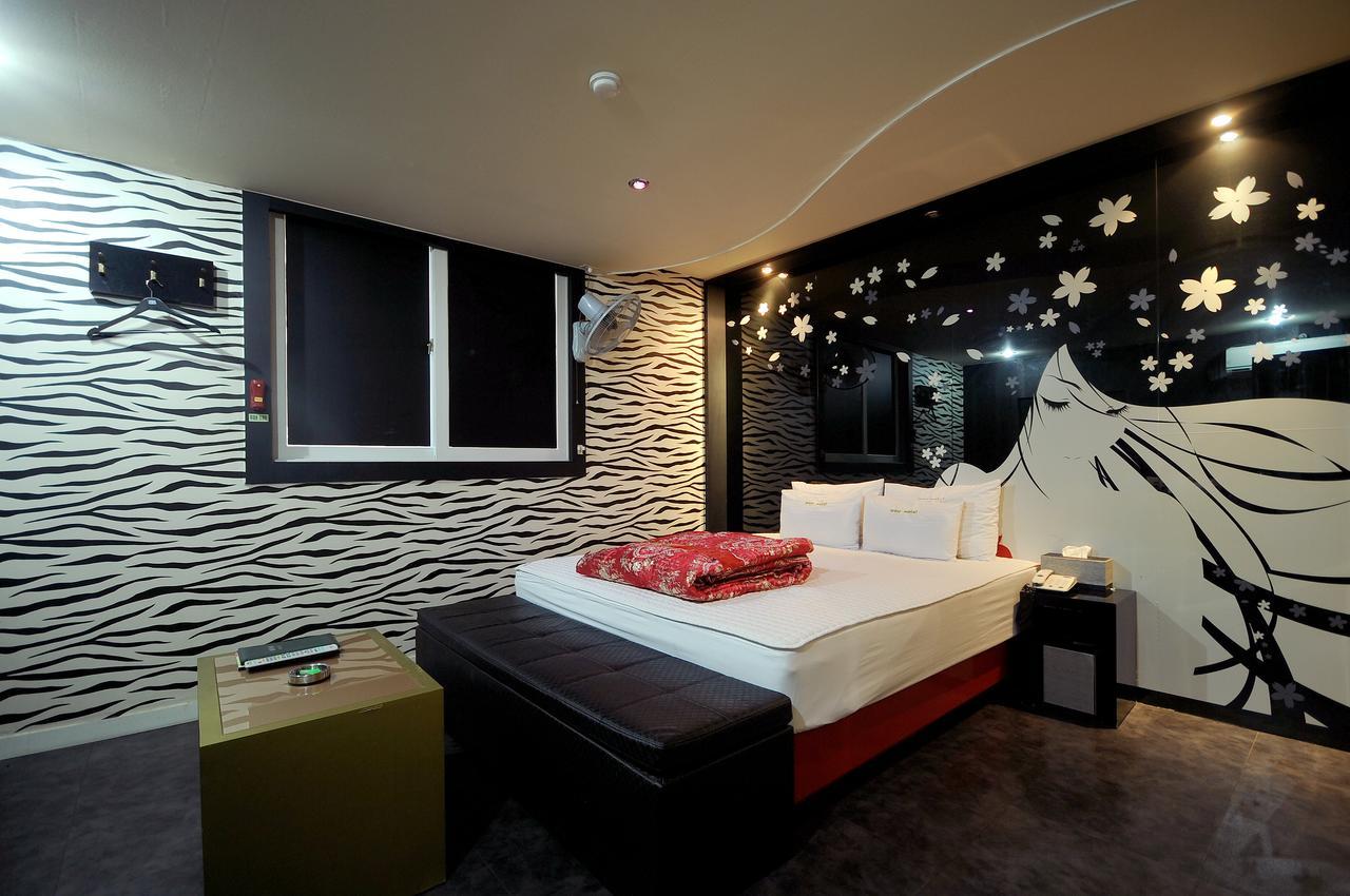Wow Motel 2*