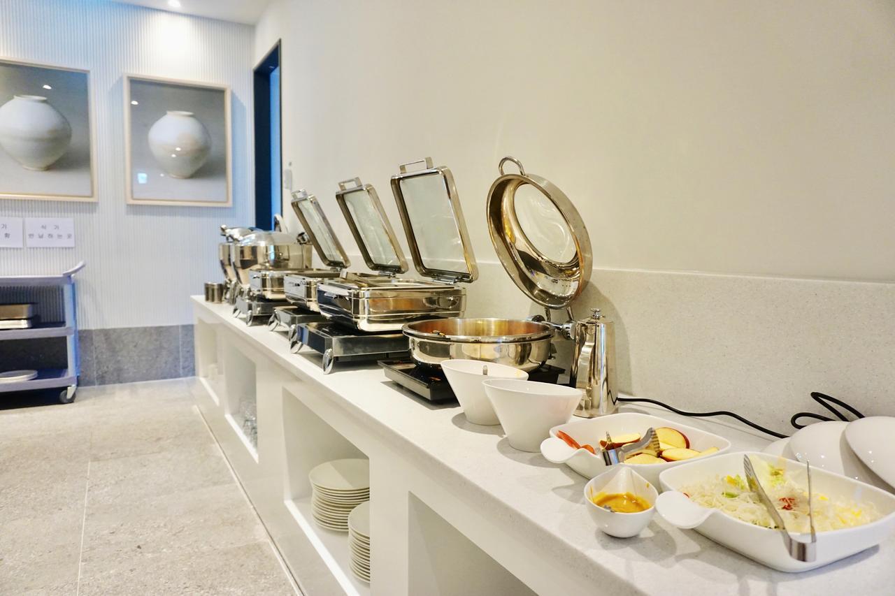 Nampo Hound Premier Hotel