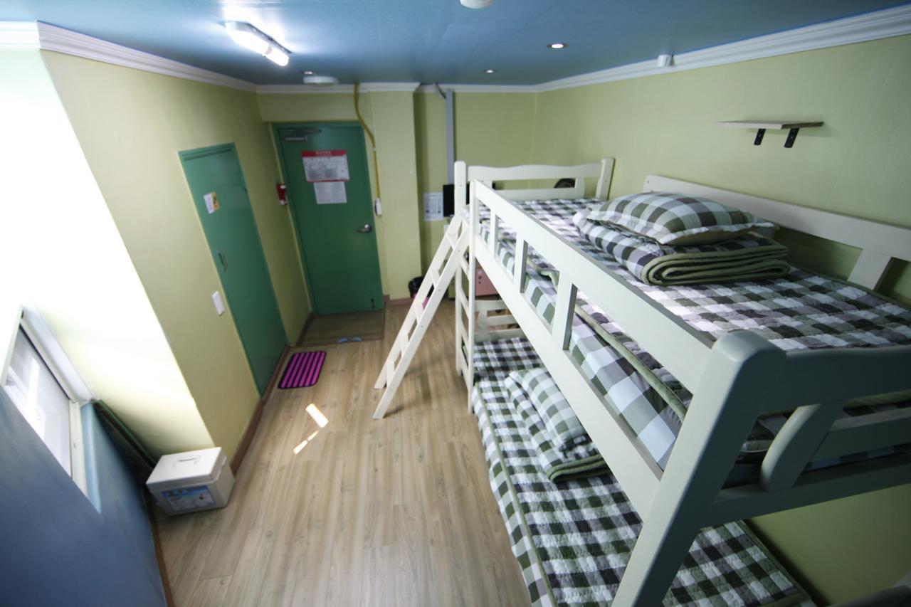 Bluefish Guesthouse Guest house Busan