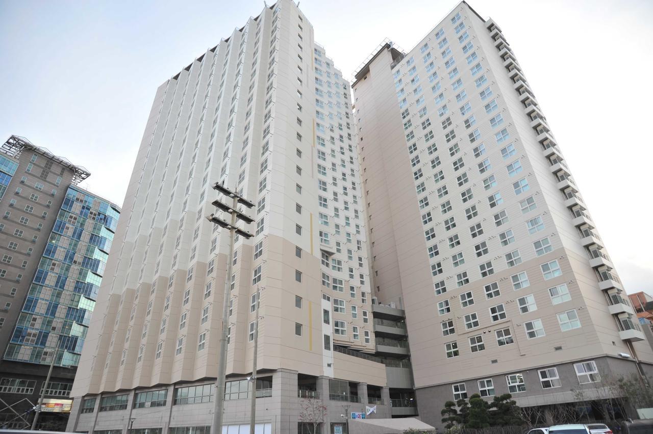 Plea De Blanc & Busan