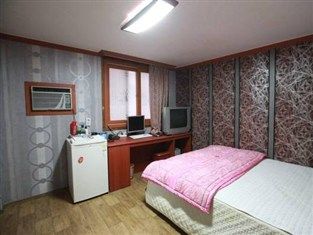 Busan Inn Motel Hotel 2*