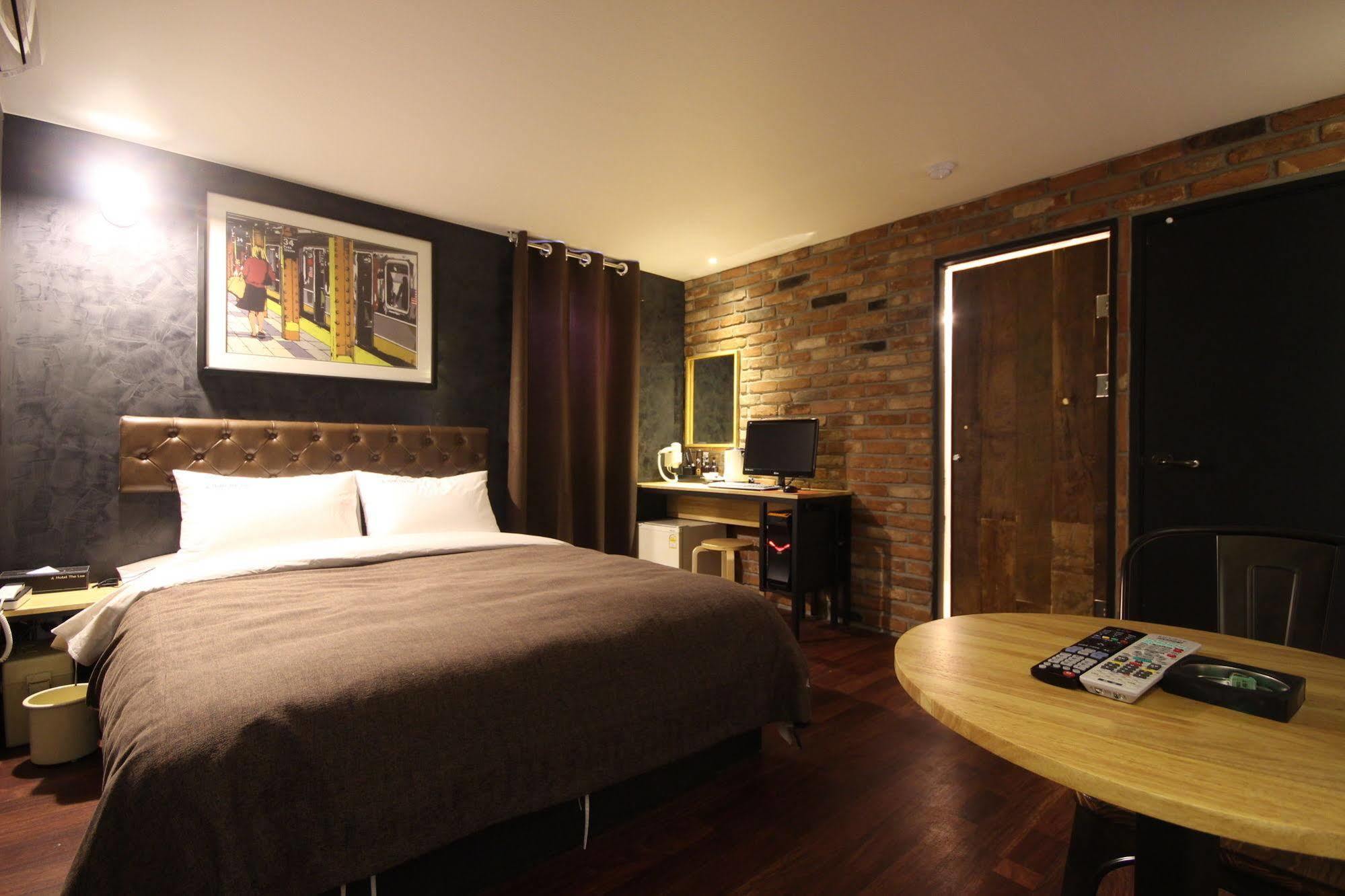 Motel The Lua Busan