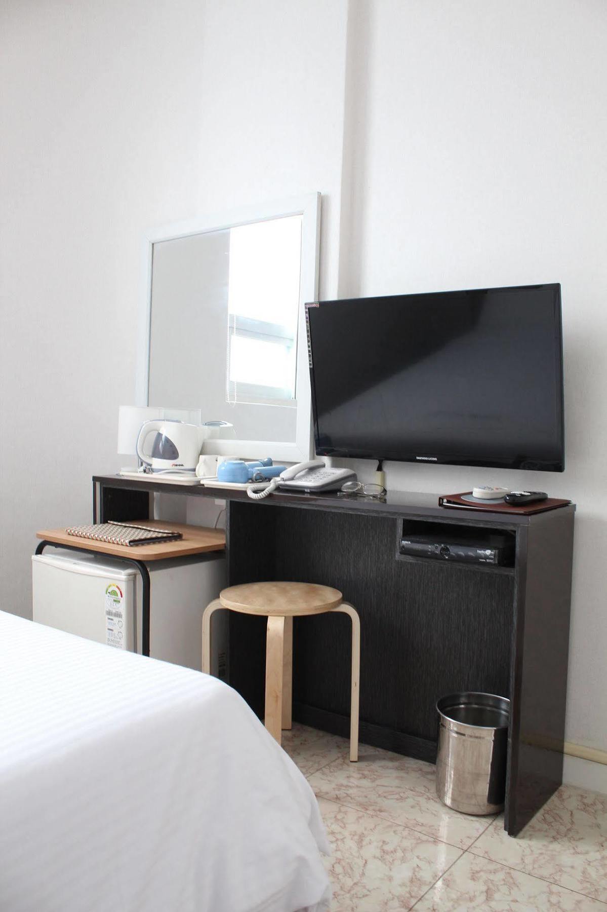 Hotel Jj 2*