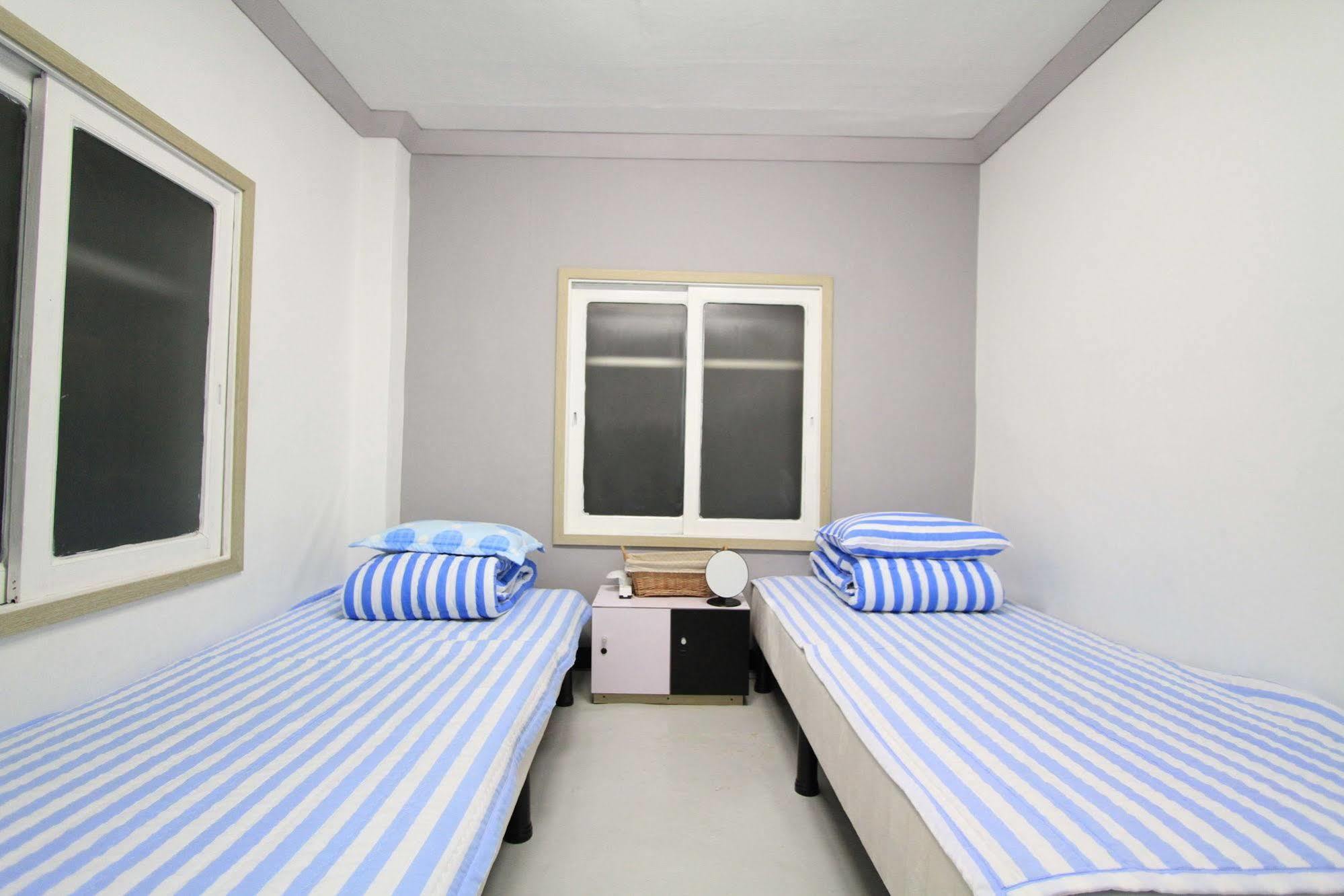 Guest house Yusun Guest House 2*