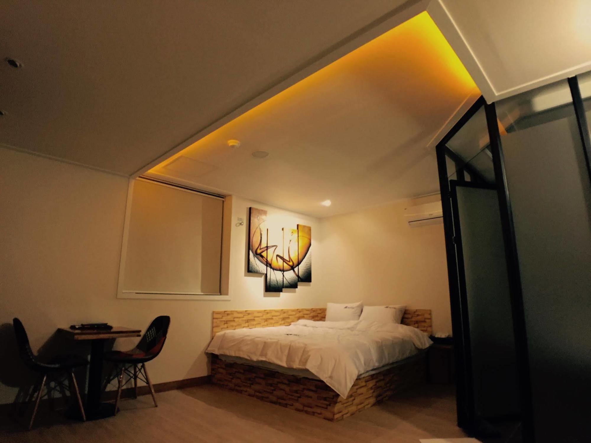 Ara Hotel Busan