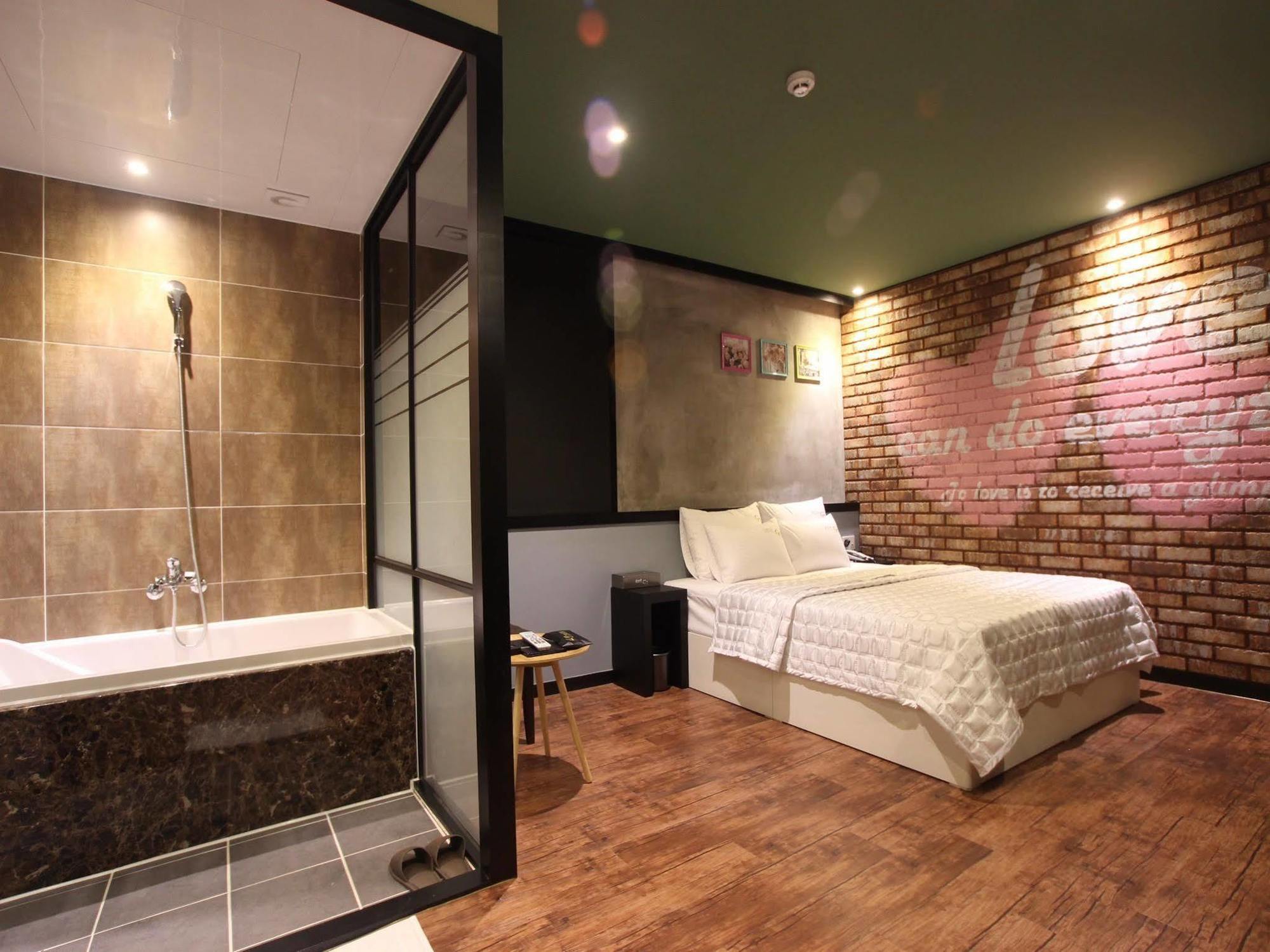 Motel G7 Busan