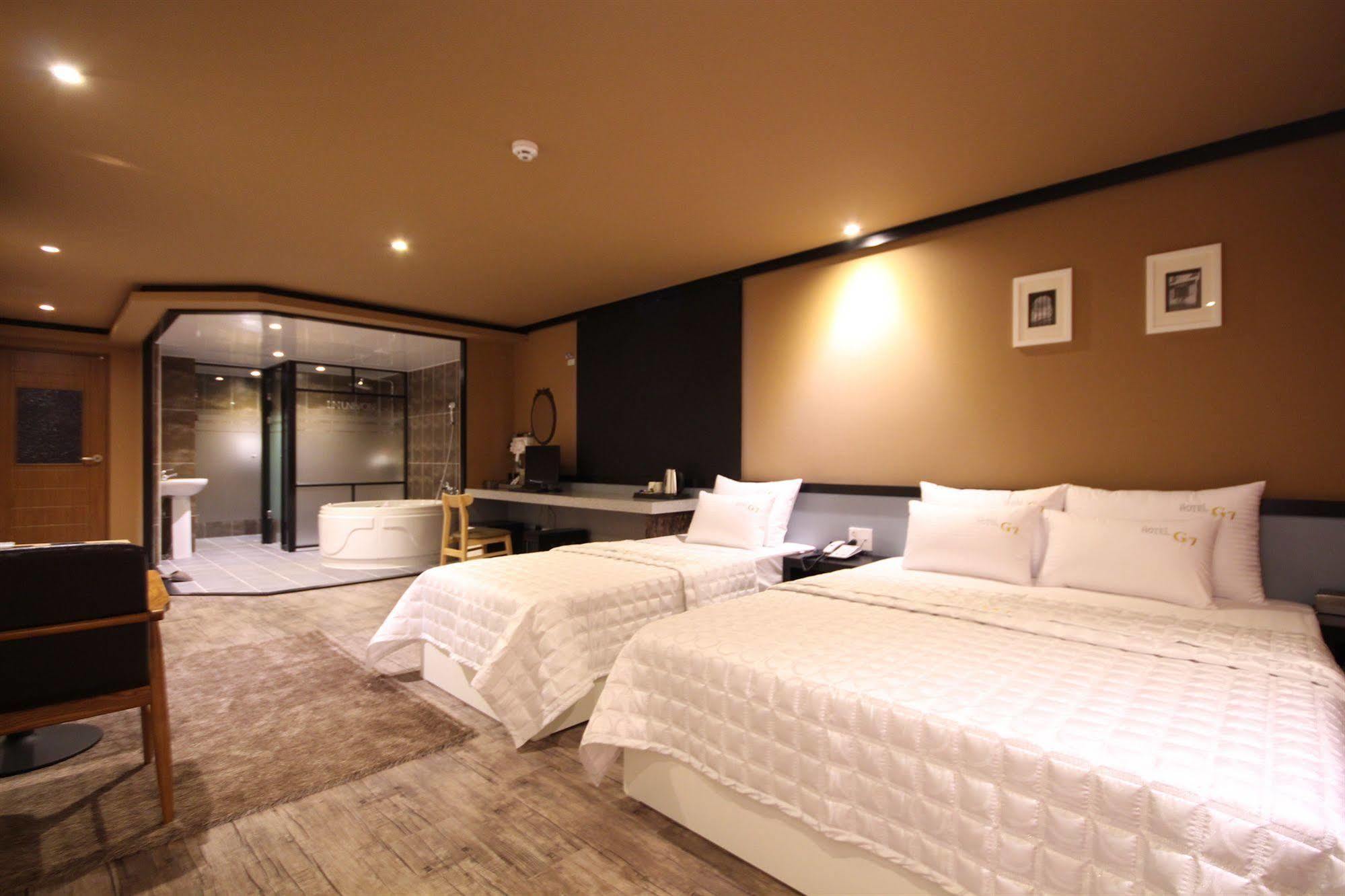 G7 Motel