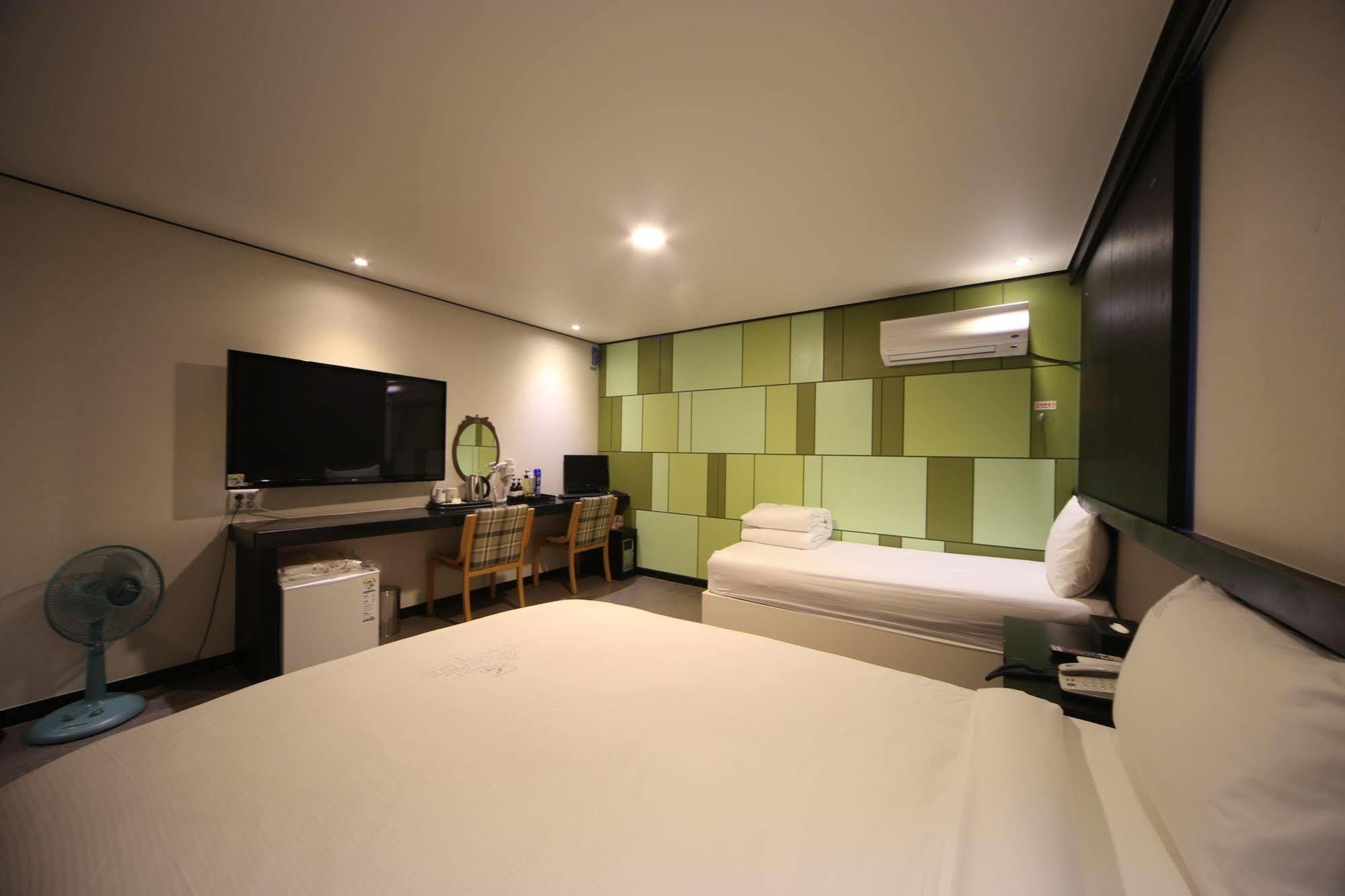 Elysee Hotel Busan